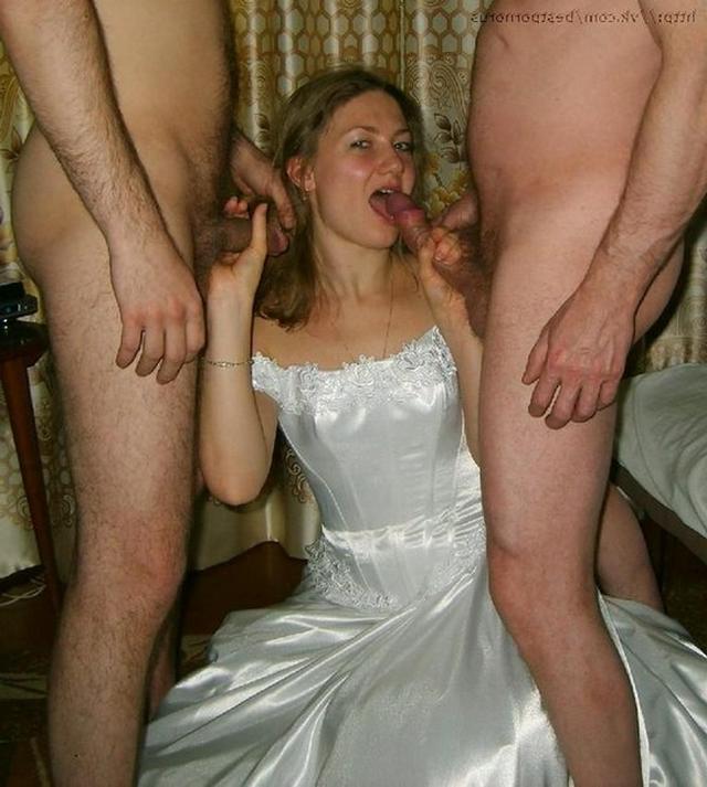 голые невесты сосут
